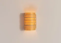 Vaarnii 1004 Hans vägglampa, furu