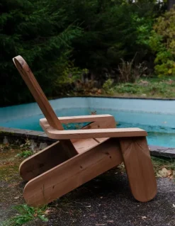 Vaarnii 015 Peace utefåtölj, furu