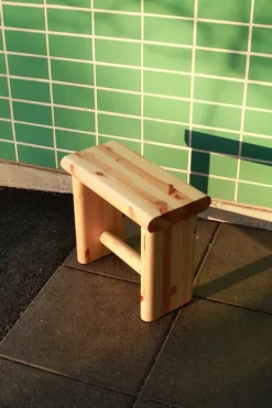 Vaarnii Ast 003 pall, furu