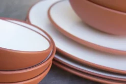 Vaidava Ceramics Earth tallrik 22 cm, vit