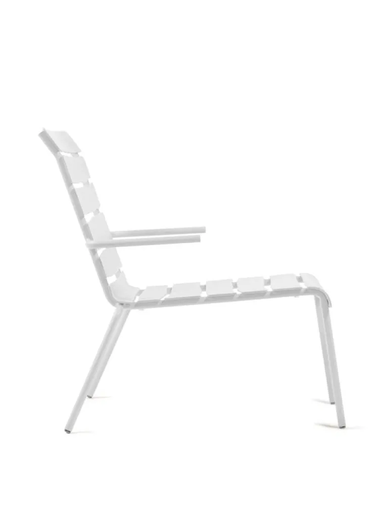 valerie_objects Aligned lounge stol, off-white