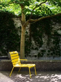 valerie_objects Aligned lounge stol, gul