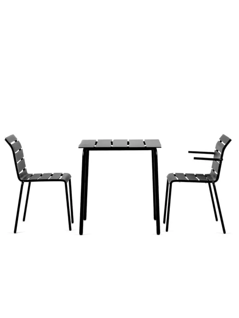 valerie_objects Aligned stol med armstöd, svart