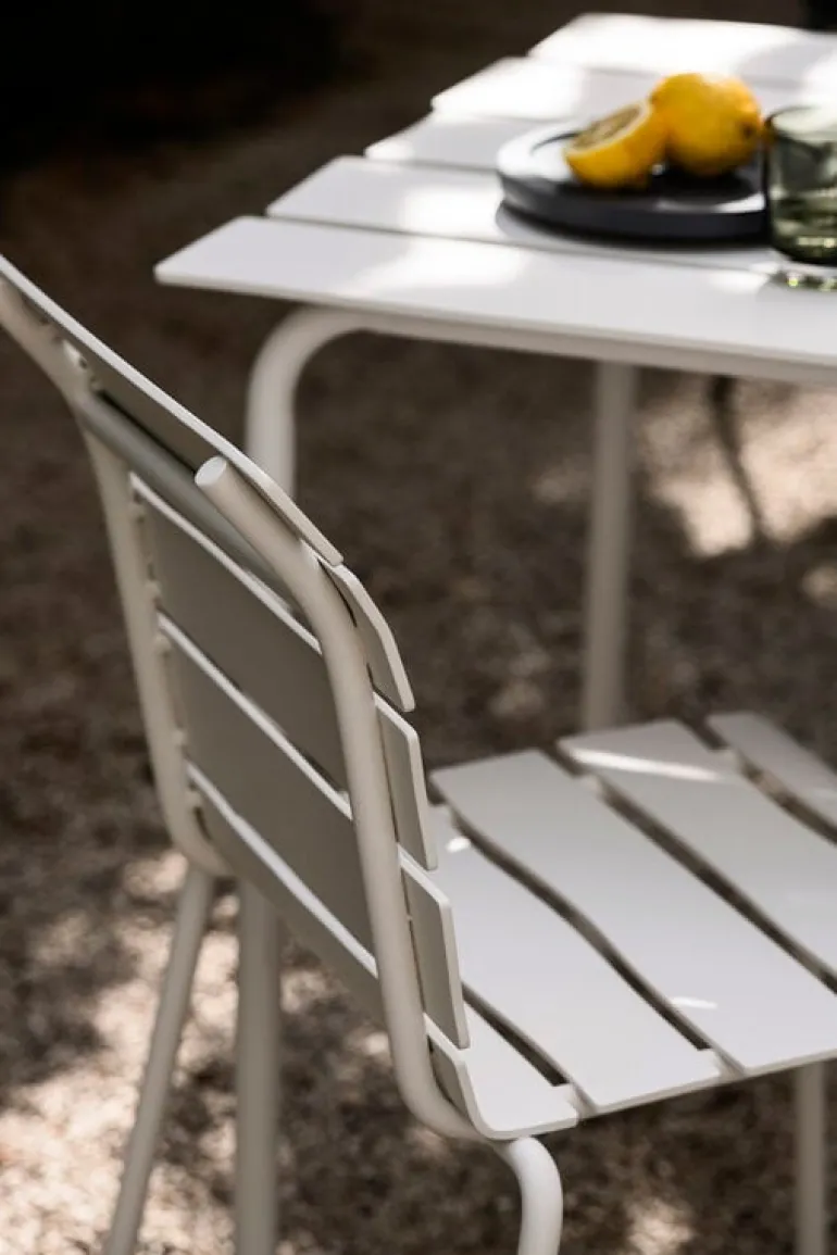 valerie_objects Aligned stol, off-white