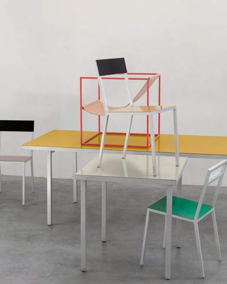 valerie_objects Alu matbord, litet, elfenbensvitt