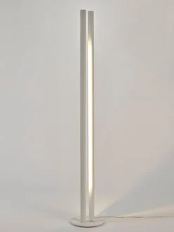 valerie_objects Floor Lamp L1, vit