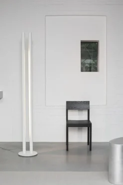 valerie_objects Floor Lamp L1, vit
