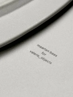 valerie_objects Inner Circle tallrik, L, ljusgrå