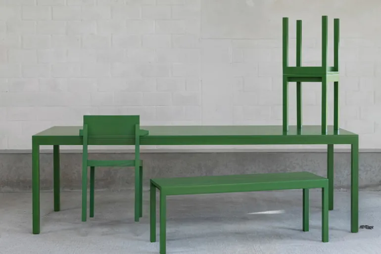 valerie_objects Silent fåtölj, gräs