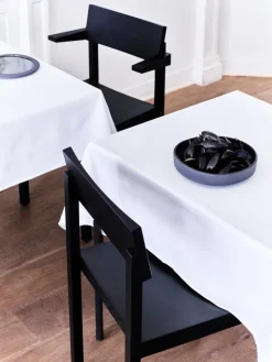 valerie_objects Silent fåtölj, kol