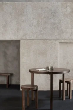 valerie_objects Solid pall, valnöt