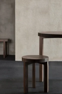 valerie_objects Solid pall, valnöt