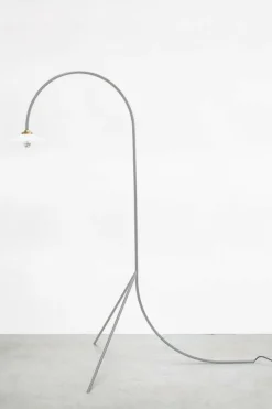 valerie_objects Stående lampa n1, ljusgrå