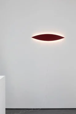 valerie_objects Tramonto 04 vägglampa, mörkröd