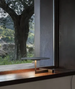 Vibia Flat 5965 bordslampa, grå