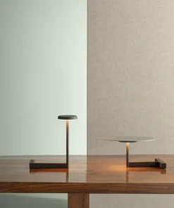 Vibia Flat 5970 bordslampa, svart