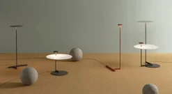 Vibia Flat 5957, golvlampa, grå