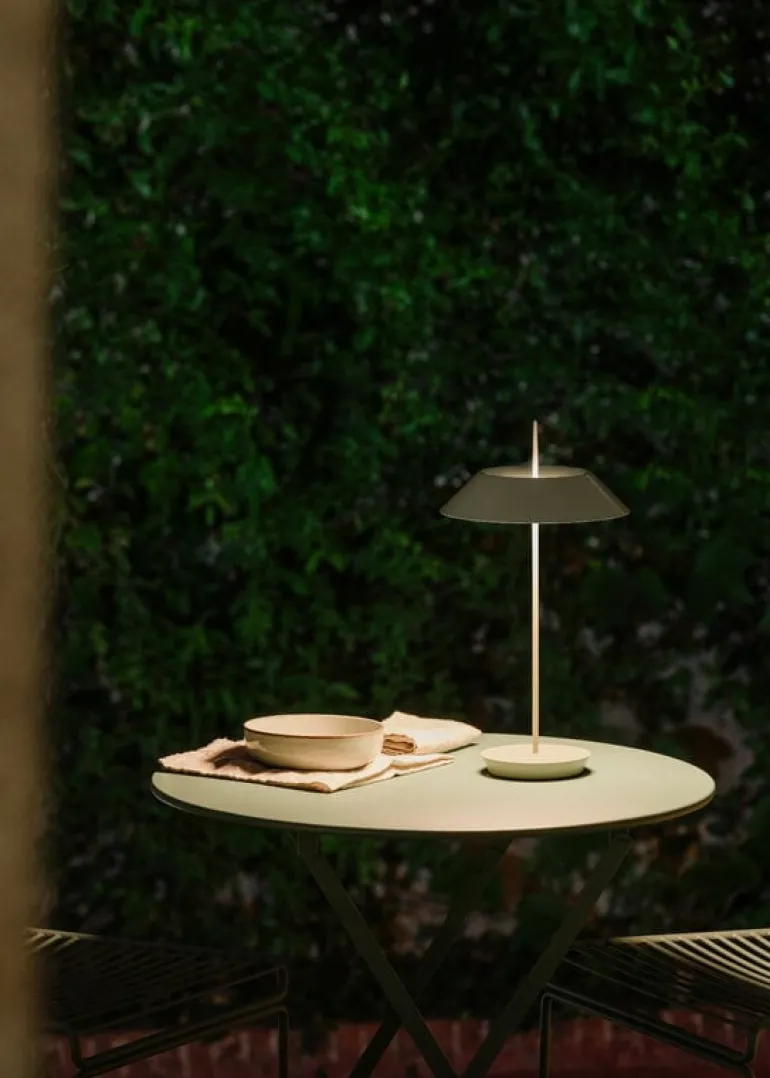 Vibia Mayfair Mini 5495 bärbar bordslampa, grön