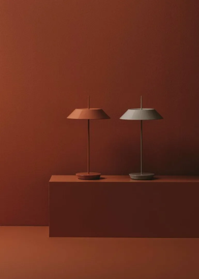 Vibia Mayfair Mini 5495 bärbar bordslampa, grön