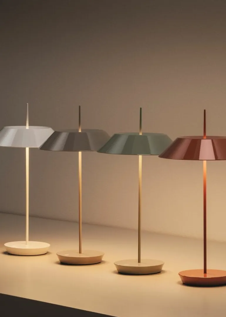 Vibia Mayfair Mini 5495 bärbar bordslampa, grön