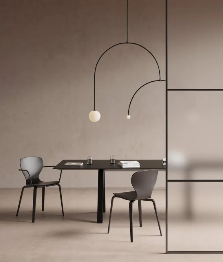 Viccarbe Ears stol, ask svart