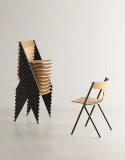 Viccarbe Quandra stol, svart - matt ek