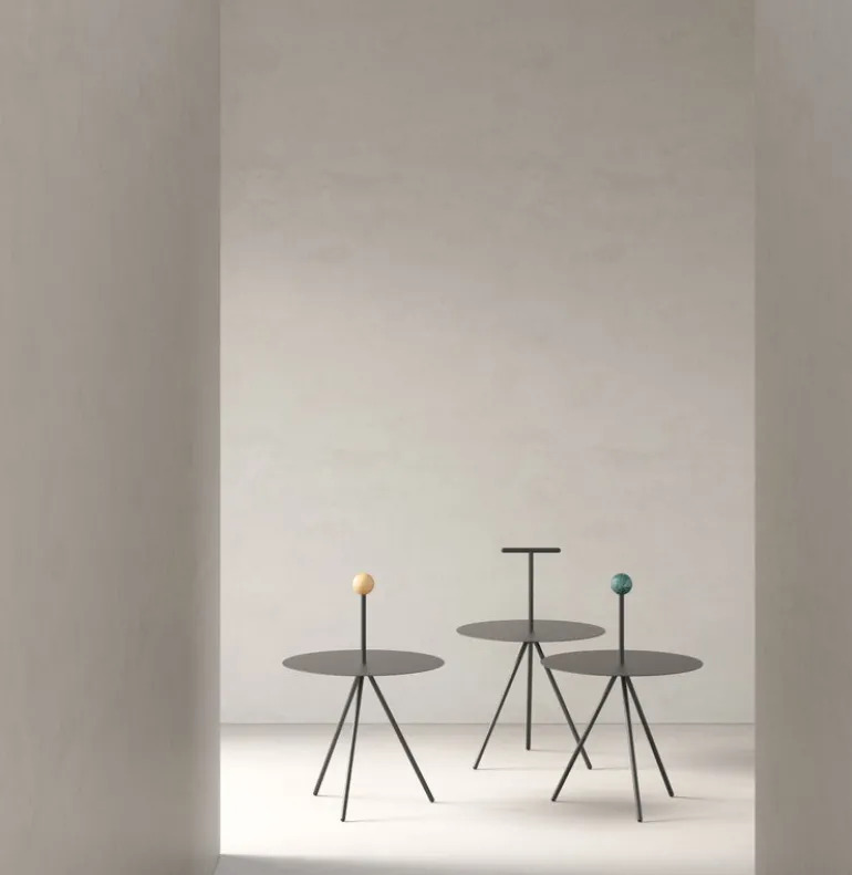 Viccarbe Trino bord, svart - stålhandtag