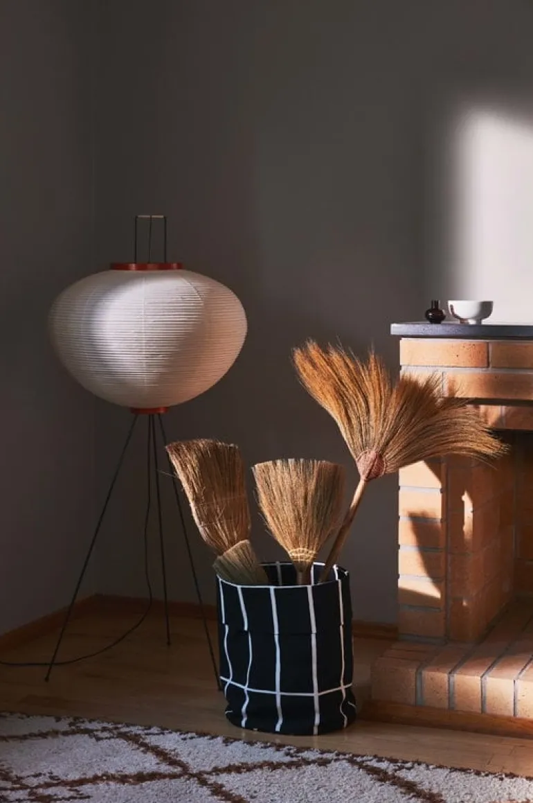 Vitra Akari 10A golvlampa