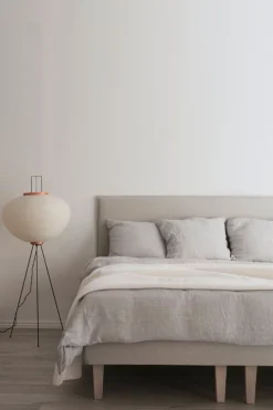 Vitra Akari 10A golvlampa