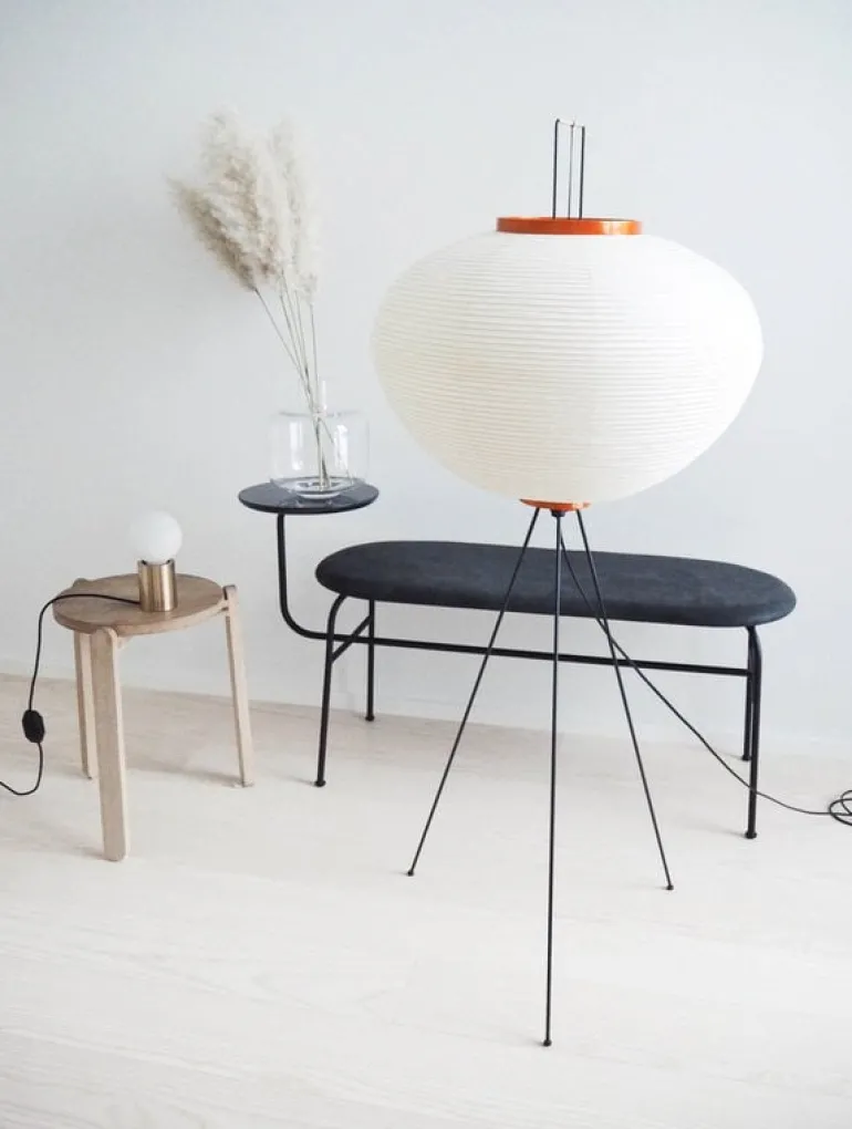 Vitra Akari 10A golvlampa