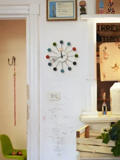 Vitra Ball Clock, flerfärgad