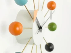 Vitra Ball Clock, flerfärgad