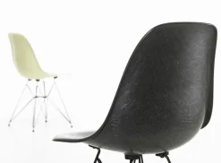 Vitra Eames DSR stol, fiberglas, parchment - krom