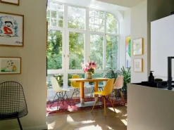 Vitra Eames DSR stol, fiberglas, elephant hide grey - svart