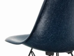 Vitra Eames DSR stol, fiberglas, navy blue - svart