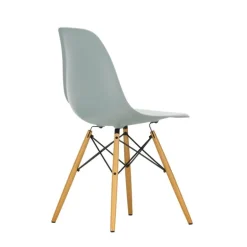 Vitra Eames DSW stol, light grey RE - lönn