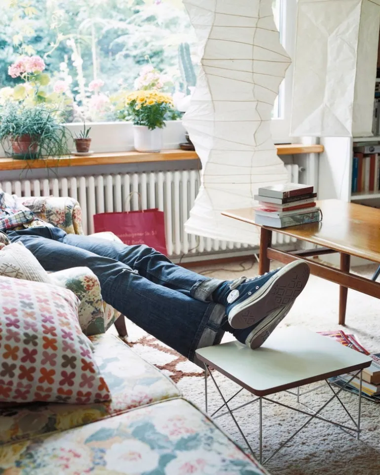 Vitra Eames LTR Occasional bord, vit - krom