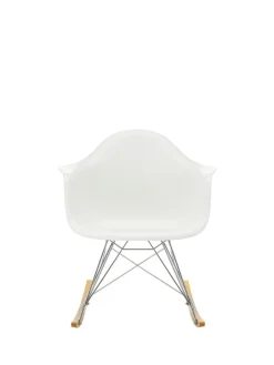 Vitra Eames RAR gungstol, cotton white RE - krom - lönn