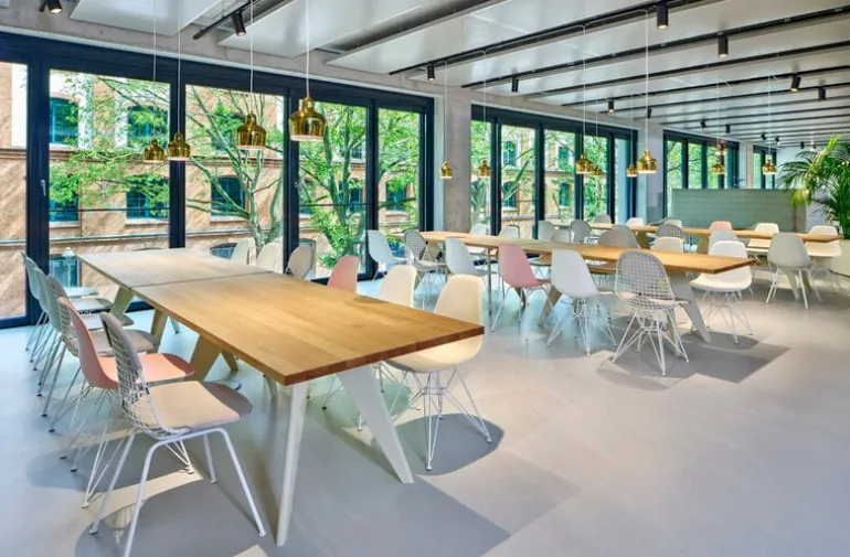 Vitra Em Table 200 x 90 cm, ek - écru