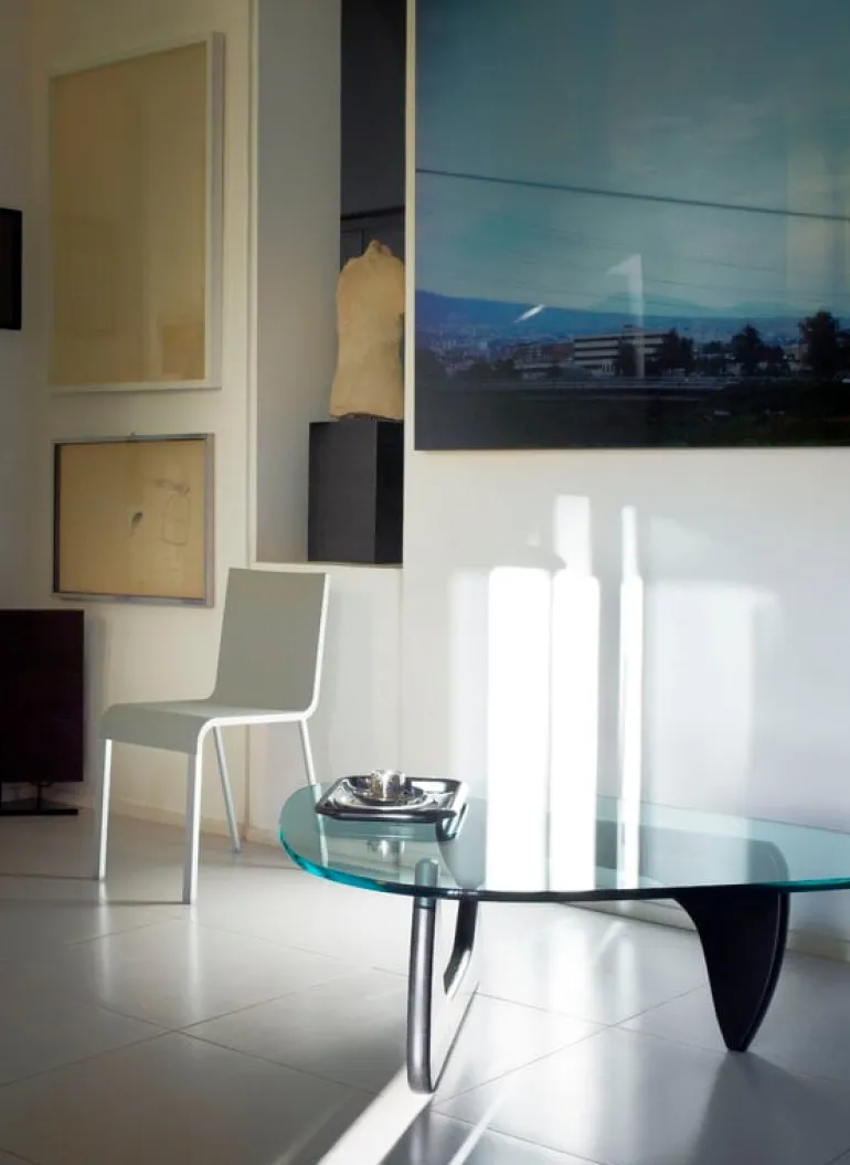 Vitra Noguchi soffbord, svart ask