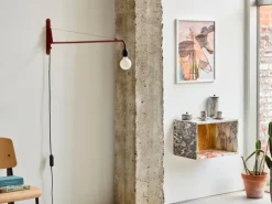 Vitra Petice Potence vägglampa, röd