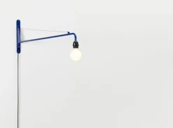 Vitra Petite Potence vägglampa, Prouvé Bleu Marcoule