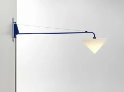 Vitra Petite Potence vägglampa, Prouvé Bleu Marcoule