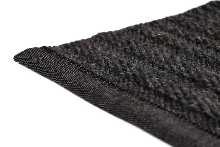 VM Carpet Duo Haiku matta, svart