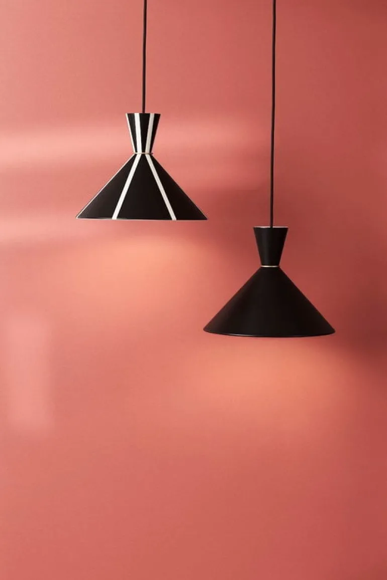 Warm Nordic Bloom pendellampa, svart