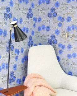 Warm Nordic Cone golvlampa med bord, svart