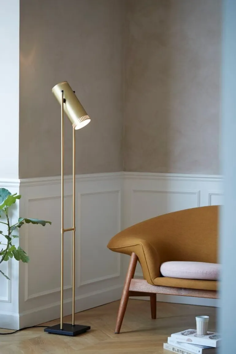 Warm Nordic Trombone golvlampa, mässing