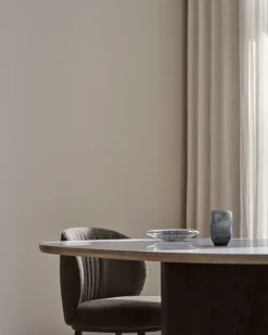 Wendelbo Ovata matbord, brun ek - Jura Grey kalksten