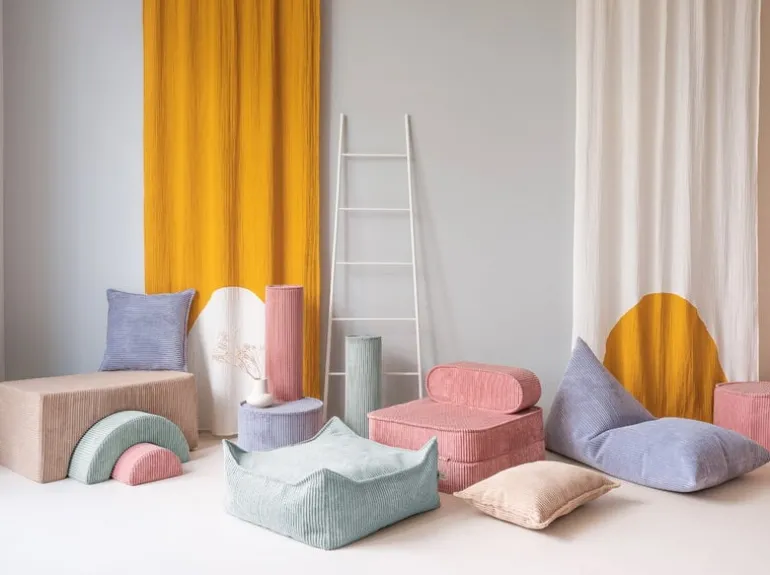 Wigiwama Flip stol, pink mousse