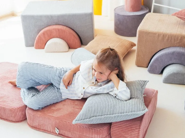 Wigiwama Flip stol, pink mousse